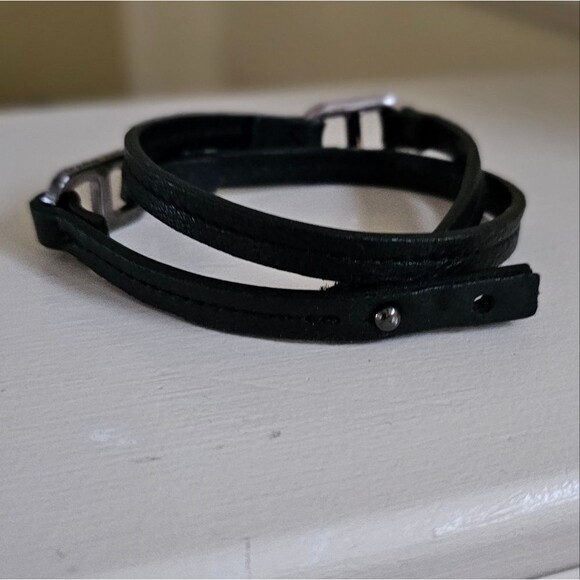 Tory Burch Leather Double Strap Black bracelet - Picture 2 of 4